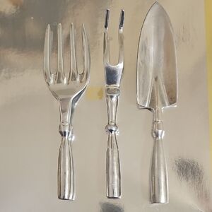 Stylish Silver Gardening Tool Set